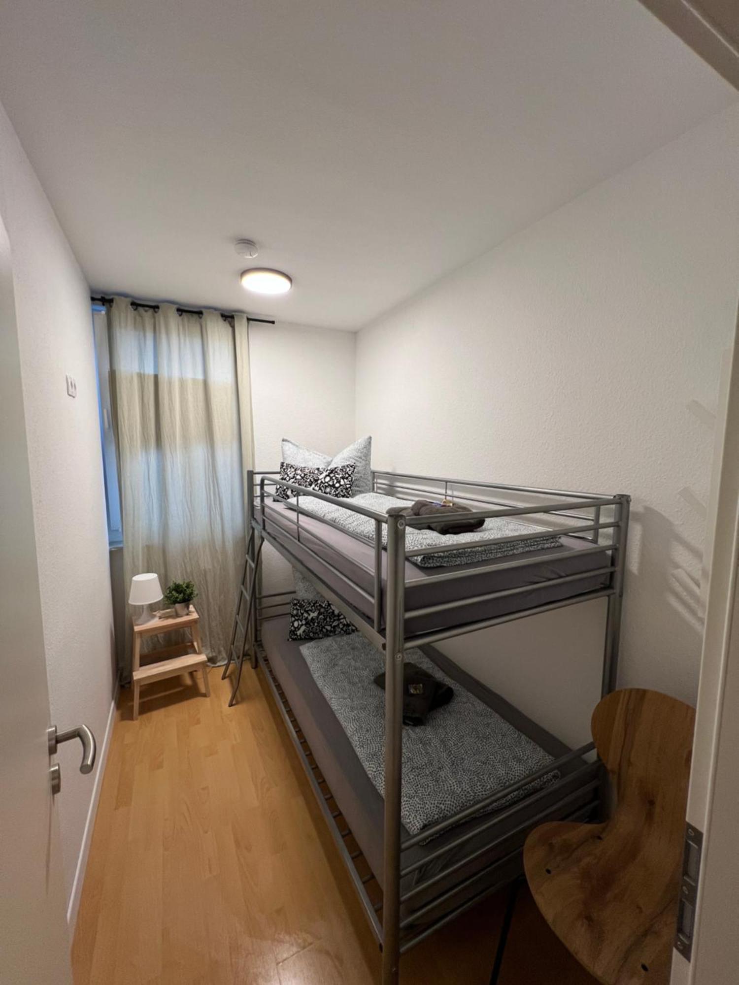 Apartment Humboldt 3 Schlafzimmer,Wifi, Netflix Parken, Terrasse, Klimatisiert, Naehe Zentrum Jena Exterior photo